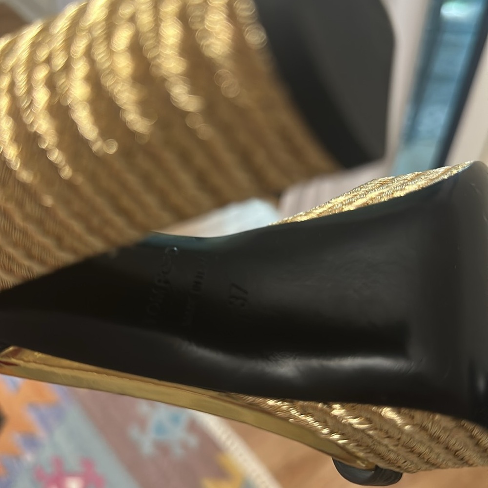 Tom Ford Logo Embossed Platform - image 6